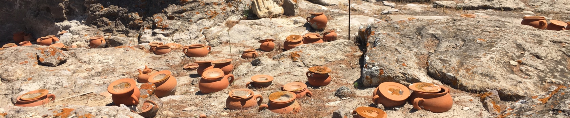 Una passeggiata a Sant'Antioco accompagnata da una visita al sito archeologico